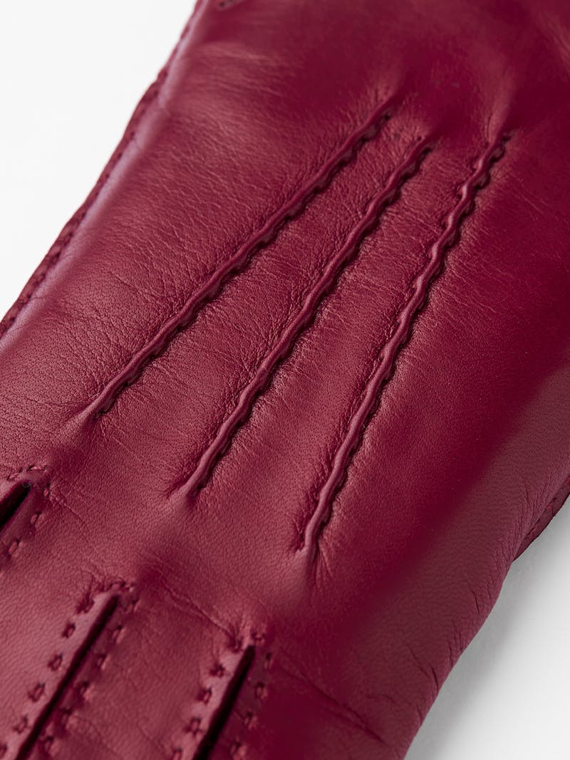 Dark red hand-sewn hairsheep leather glove
 (4 of 5)