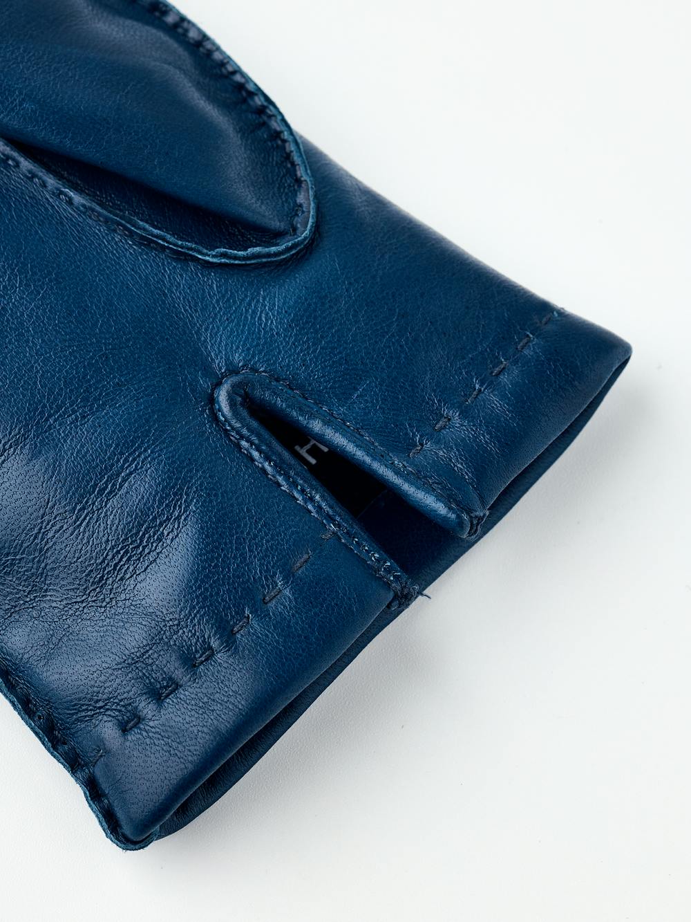 Midnight blue hand-sewn hairsheep leather glove
(5 of 6)