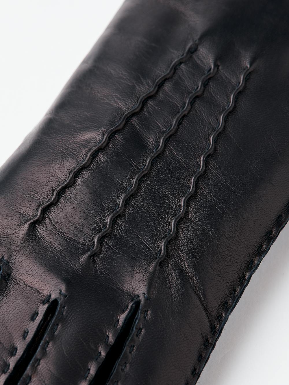 Brown hand-sewn hairsheep leather glove
(4 of 5)