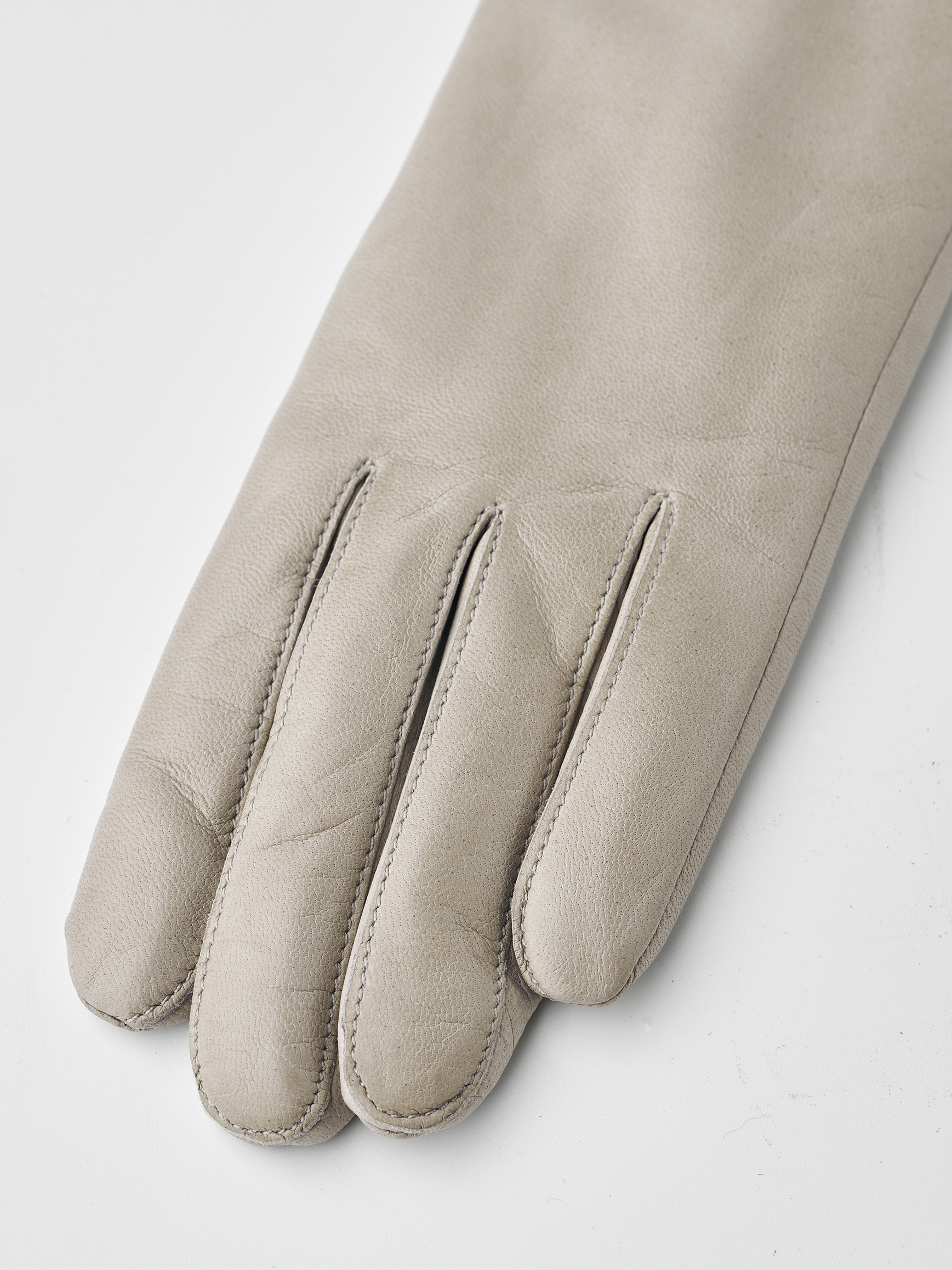 Beige leather 2024 gloves ladies