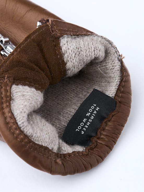 Alternative image for Yvette