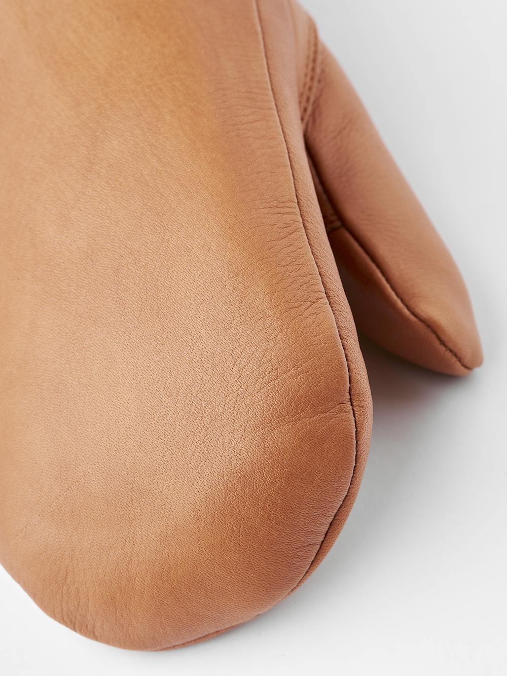 Sundborn in the color Cork (2 of 4)