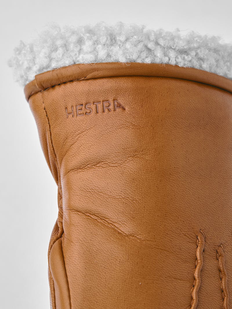 Light brownish-yellow machine-sewn hairsheep leather mitten with white fur trim
 (2 of 5)