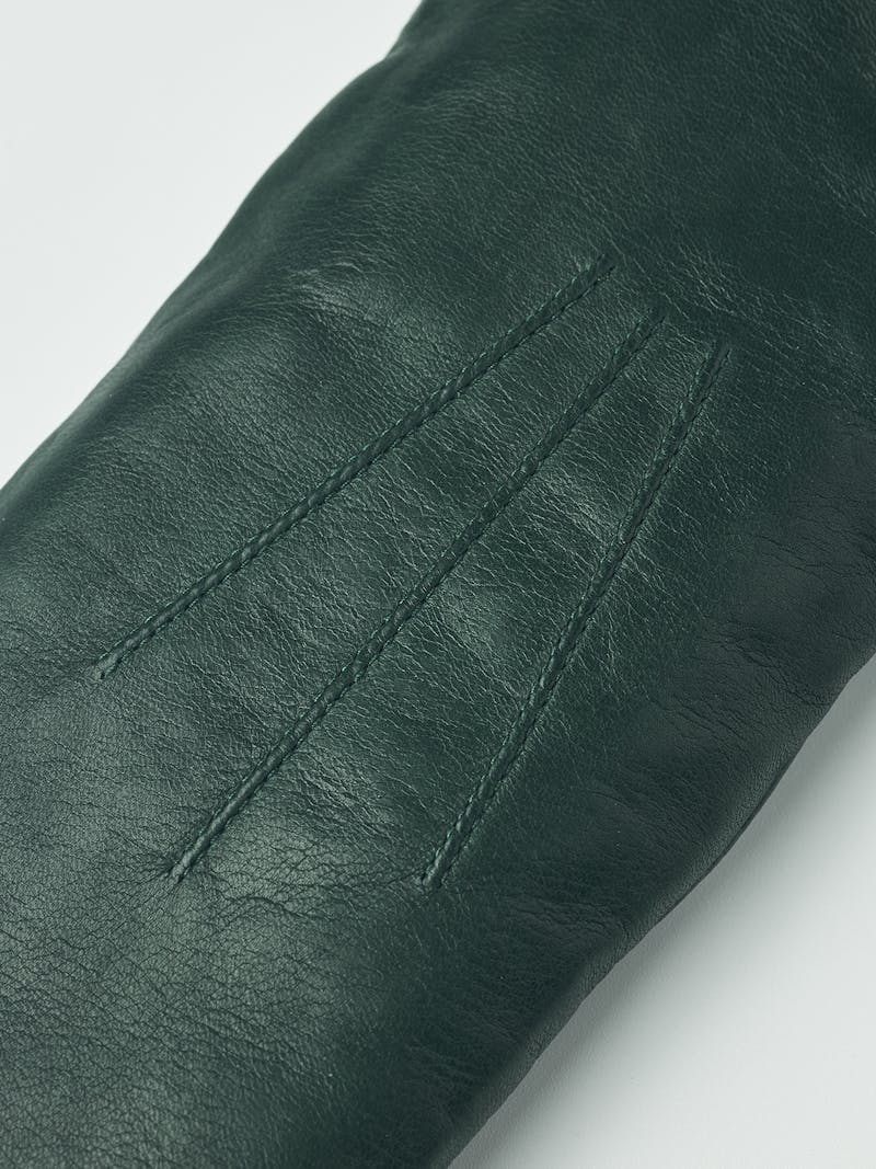 Marion in the color Dark forest (2 of 5)