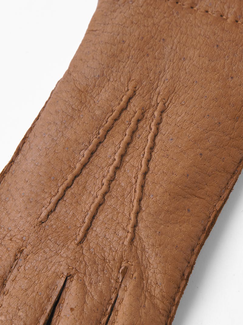 Light brown hand-sewn peccary leather glove
 (2 of 5)