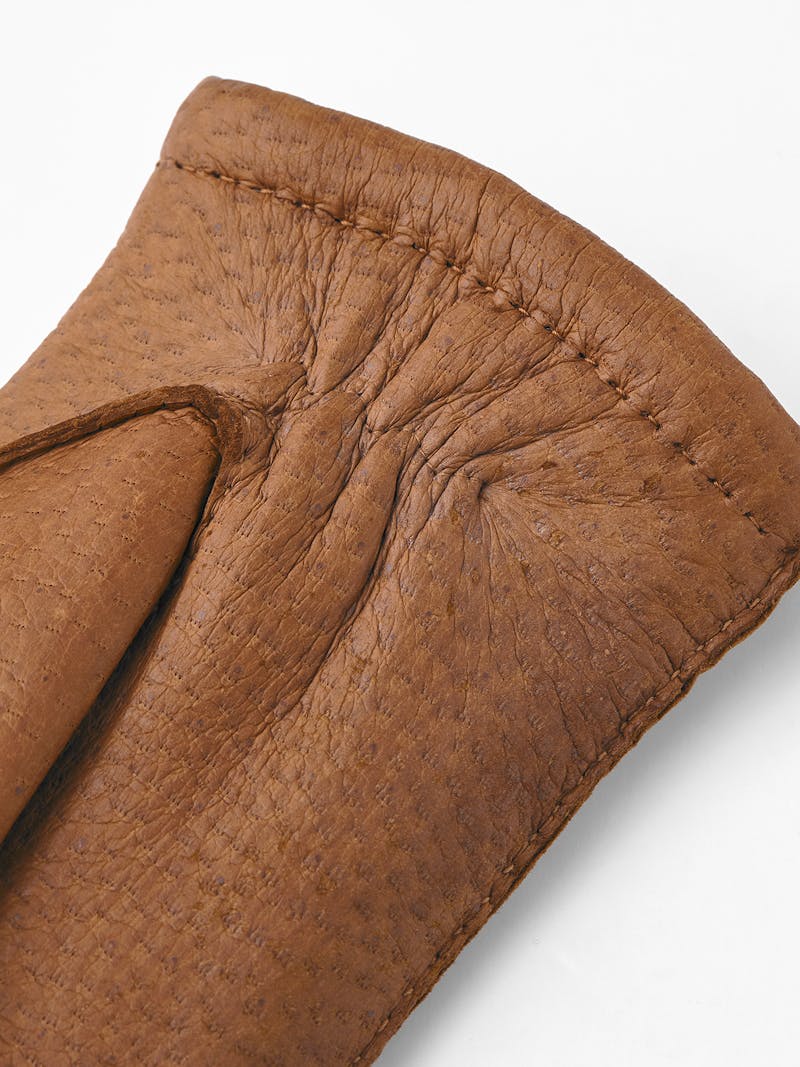 Light brown hand-sewn peccary leather glove
 (3 of 4)