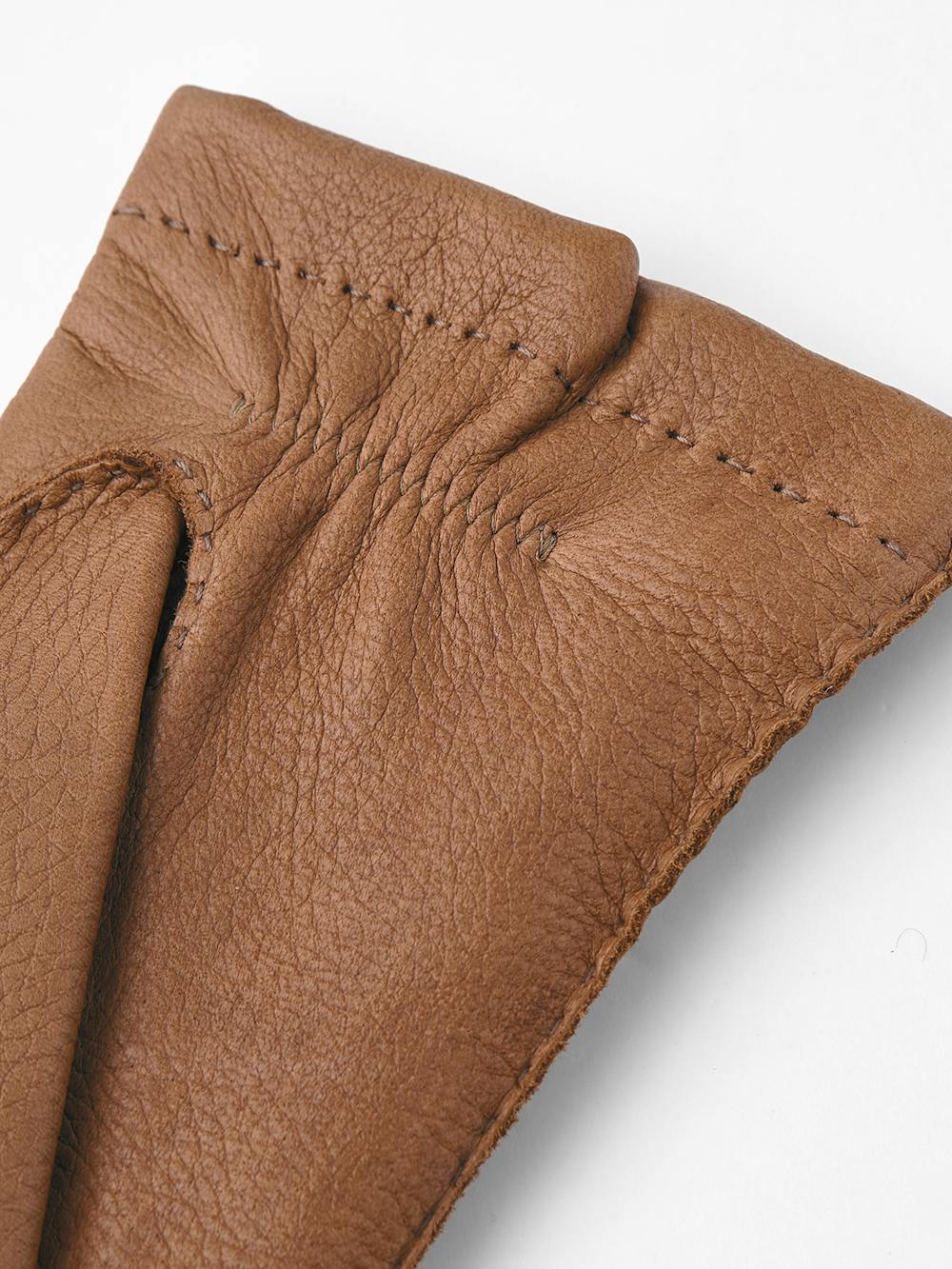 Light brown hand-sewn elk leather glove
 (3 of 4)