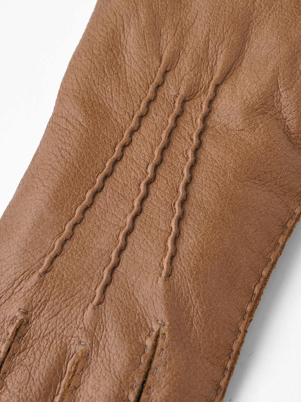 Light brown hand-sewn elk leather glove
 (2 of 4)
