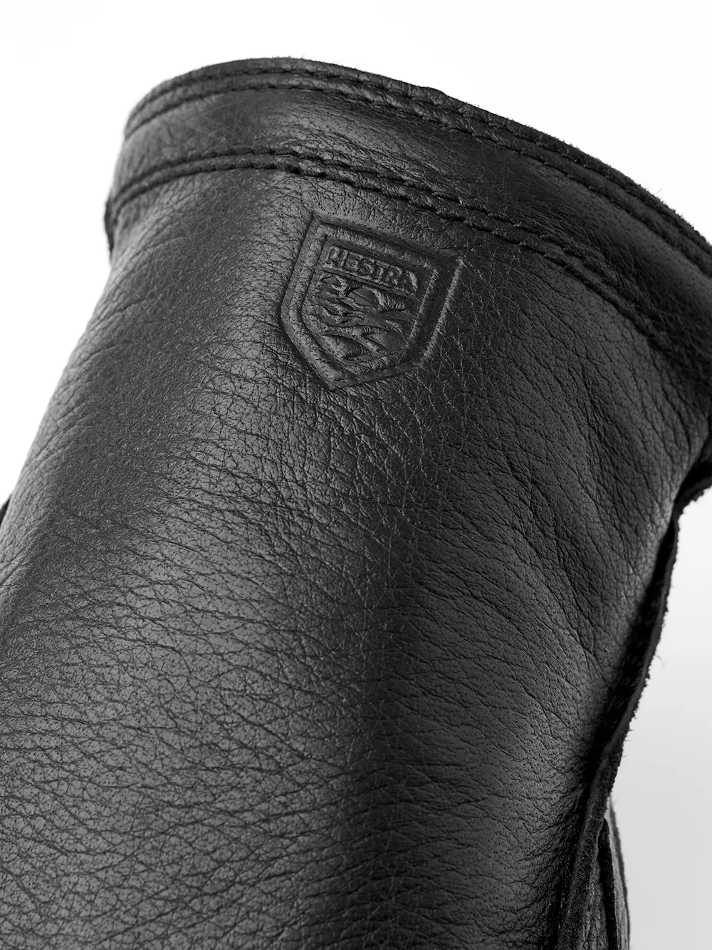 Frode in the color Black (2 of 3)