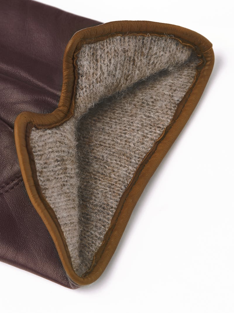 Brown machine-sewn hairsheep leather glove
 (5 of 5)