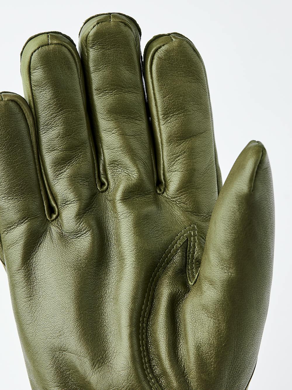 Moosgrüner maschinengenähter Handschuh aus Haarschafleder mit Strickbündchen
 (2 oder 4)