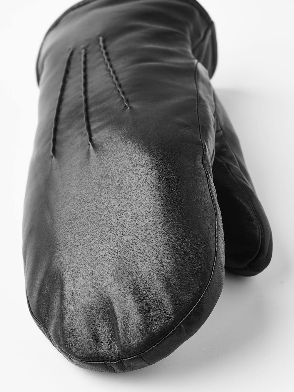Black hairsheep leather mitten
 (6 of 6)