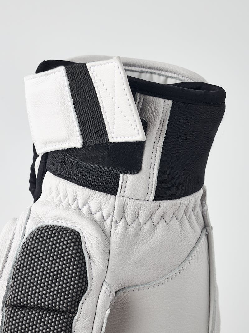 Gripen GS Mitt in der Farbe White/navy (2 oder 5)