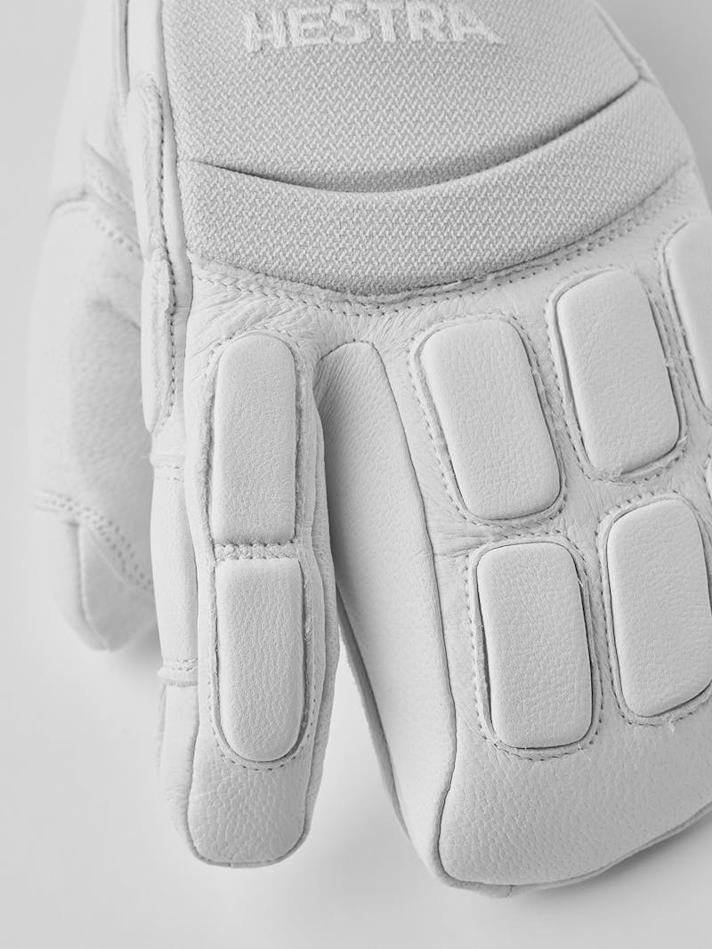 Vertical Cut CZone 3-finger (2 of 10)