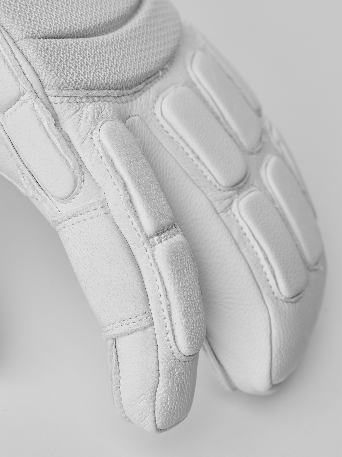 Vertical Cut CZone 3-finger | Hestra Gloves
