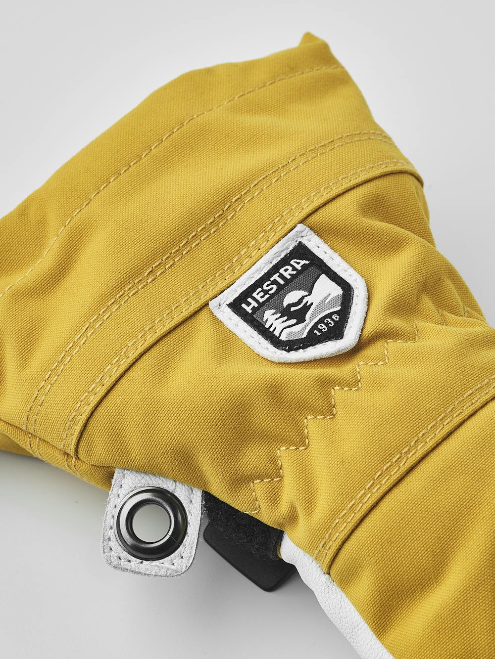 Gelber Skihandschuh mit weißem Ziegenleder an der Innenhand
(6 oder 9)