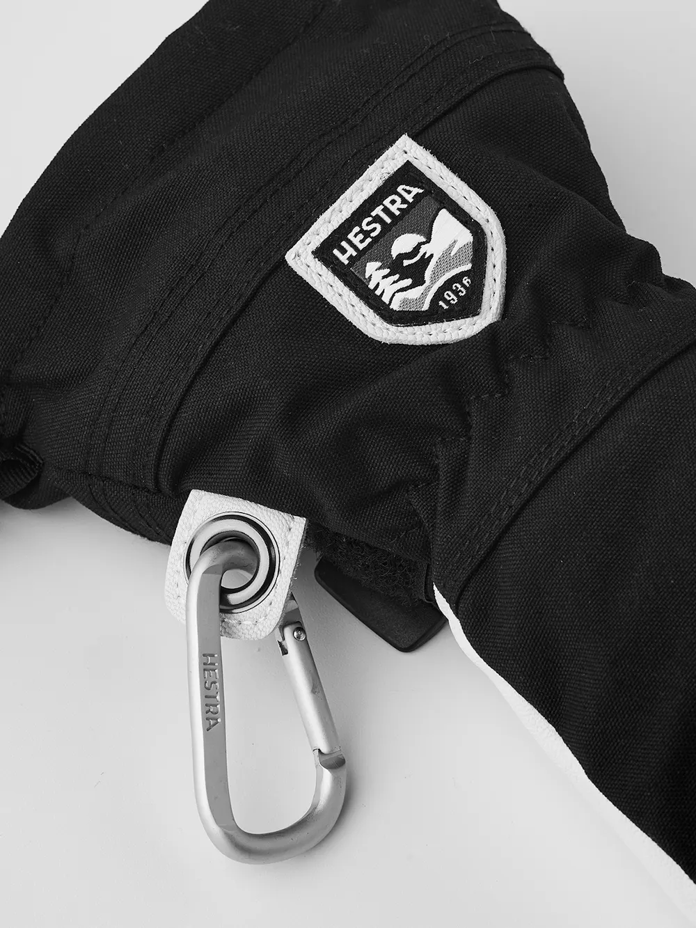 Black ski glove with white goat leather palm
 (4 of 7)