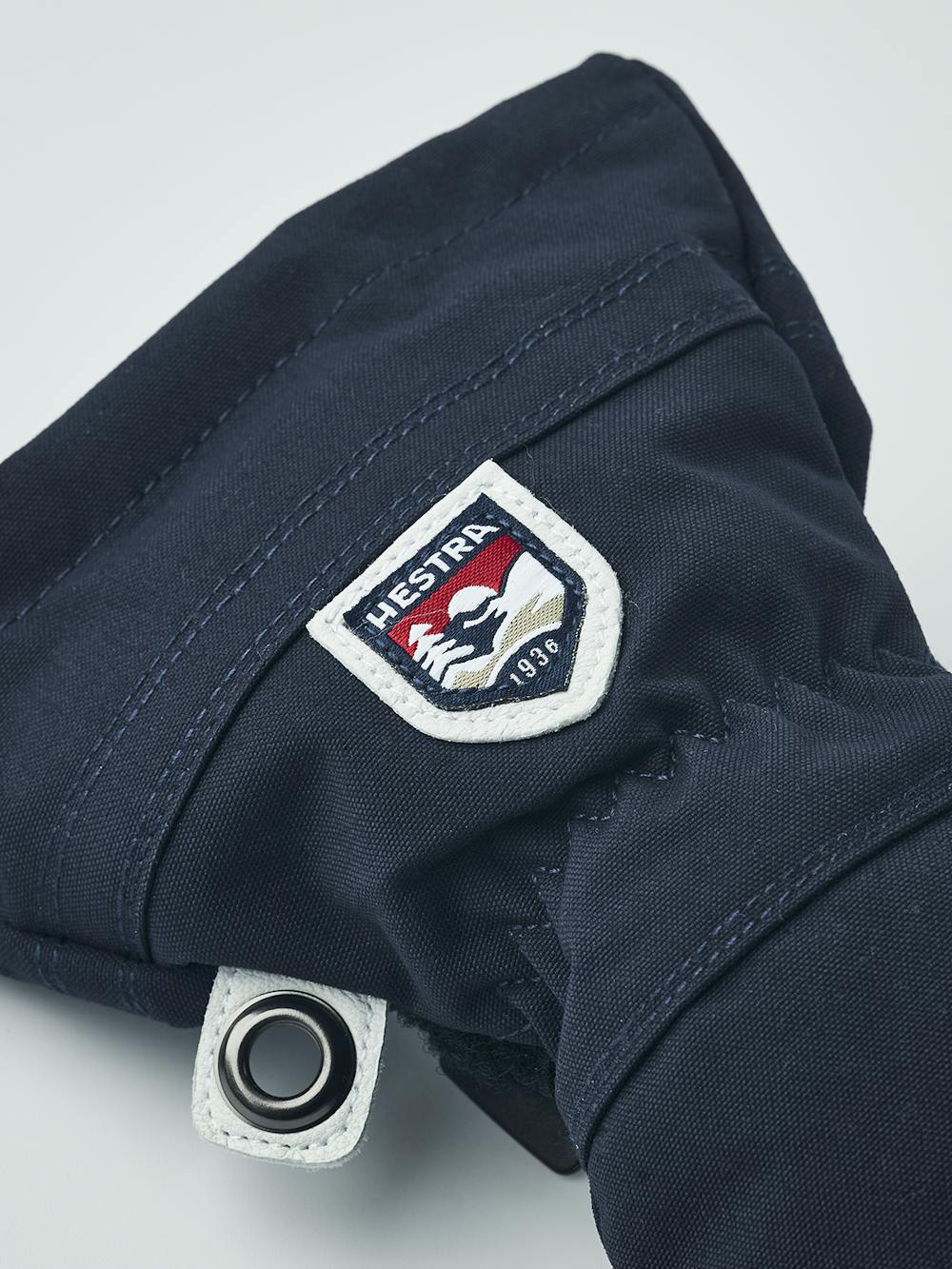 Dark blue mitten with white goat leather palm
(2 of 8)