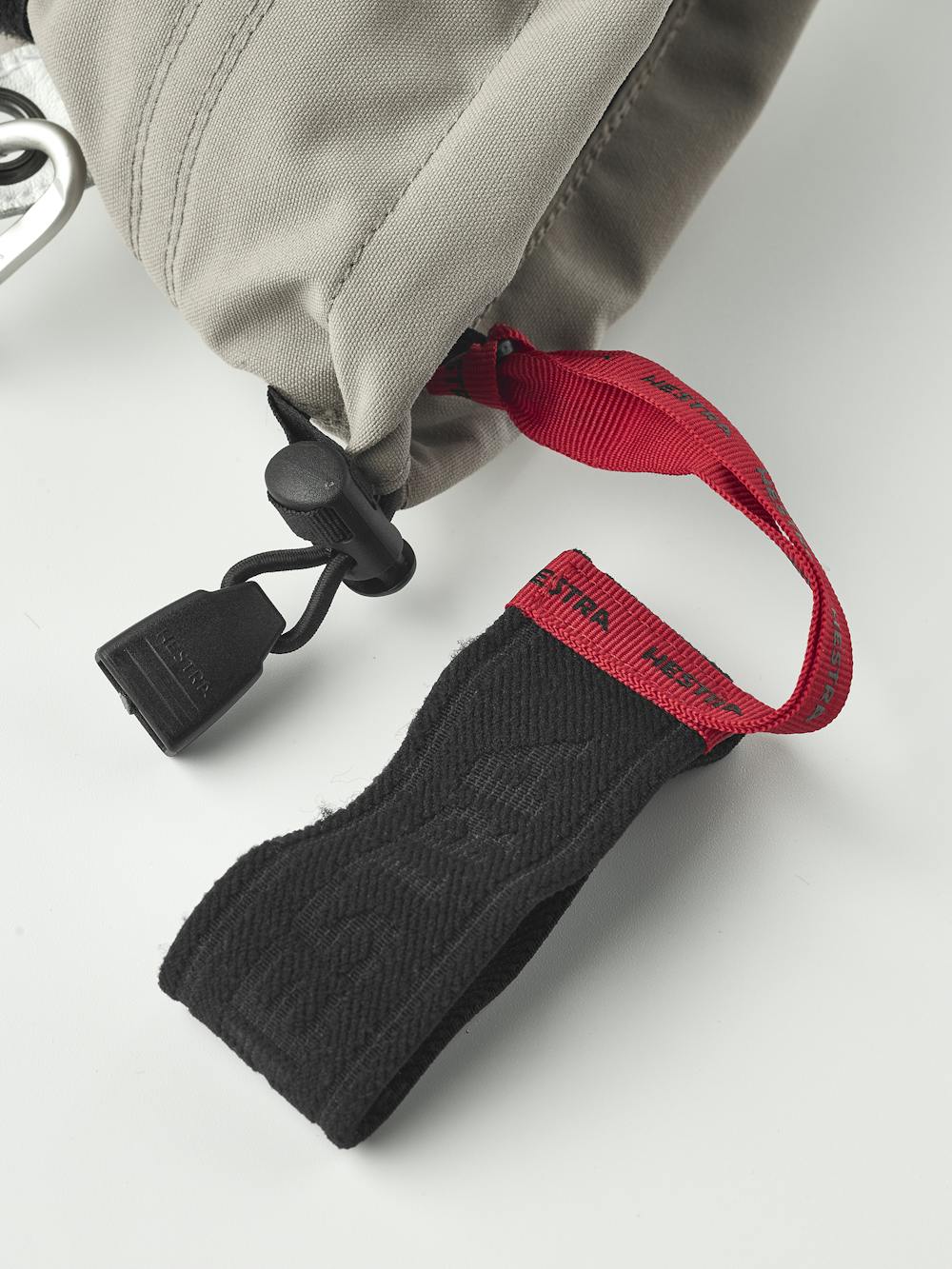 Army Leather Heli Ski Mitt in the color Khaki (3 of 7)