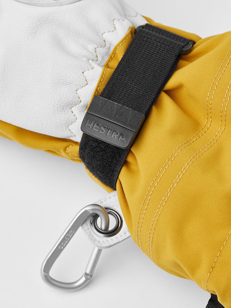 Yellow mitten with white goat leather palm
 (5 of 8)