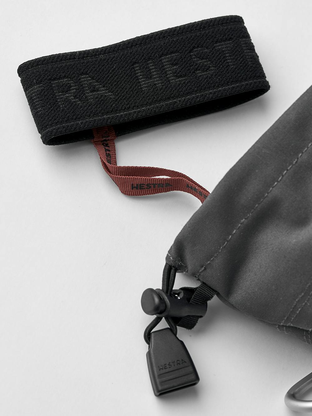 Gray three finger glove with white goat leather palm
(4 of 9)