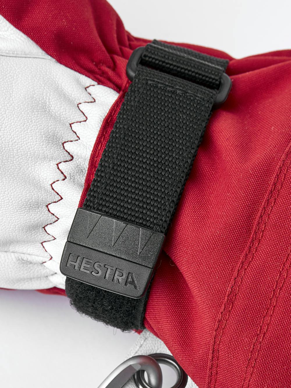 Roter Dreifingerhandschuh mit weißem Ziegenleder an der Innenhand
 (2 oder 8)