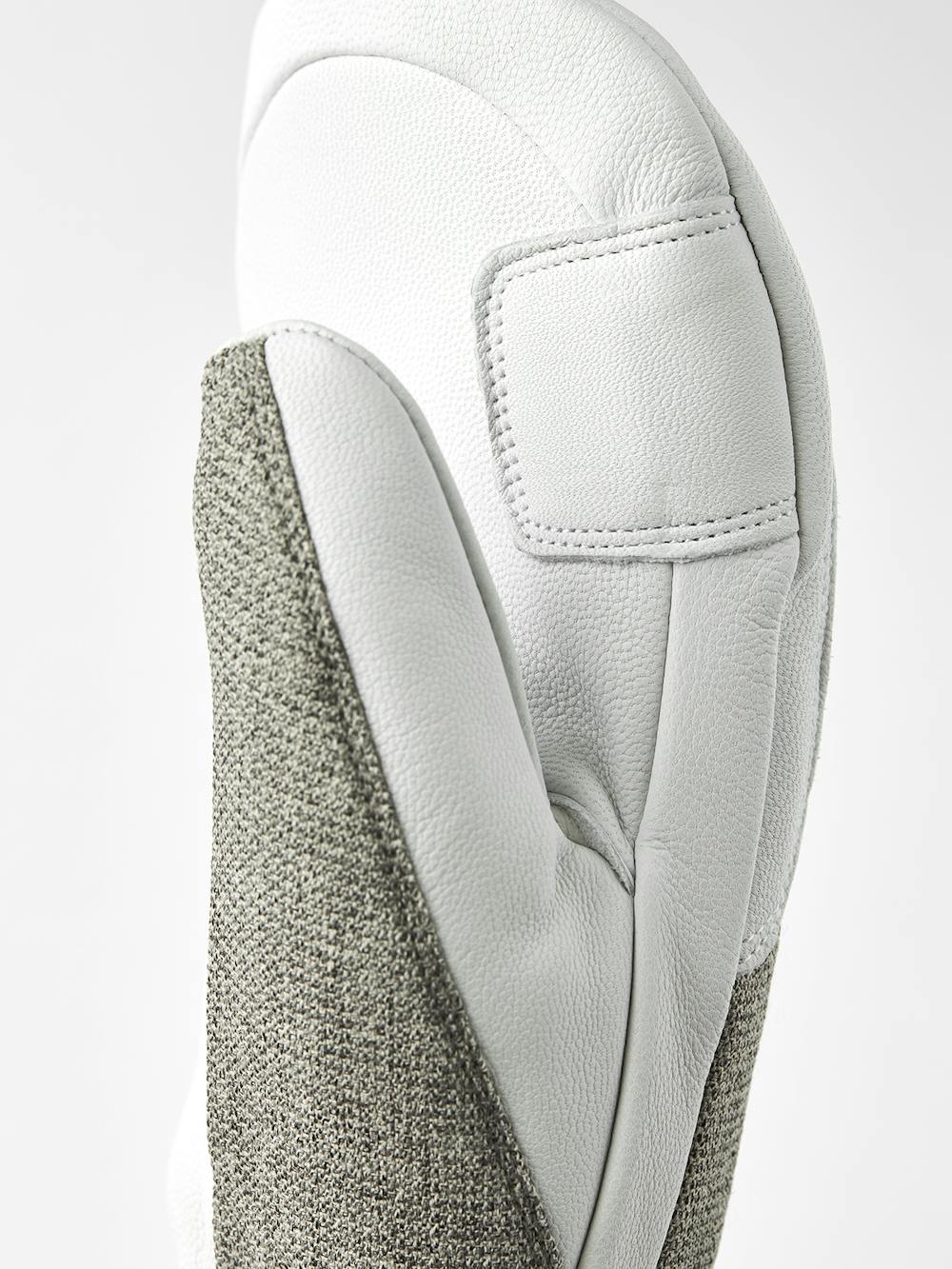 Light gray mitten with white goat leather palm
(3 of 5)
