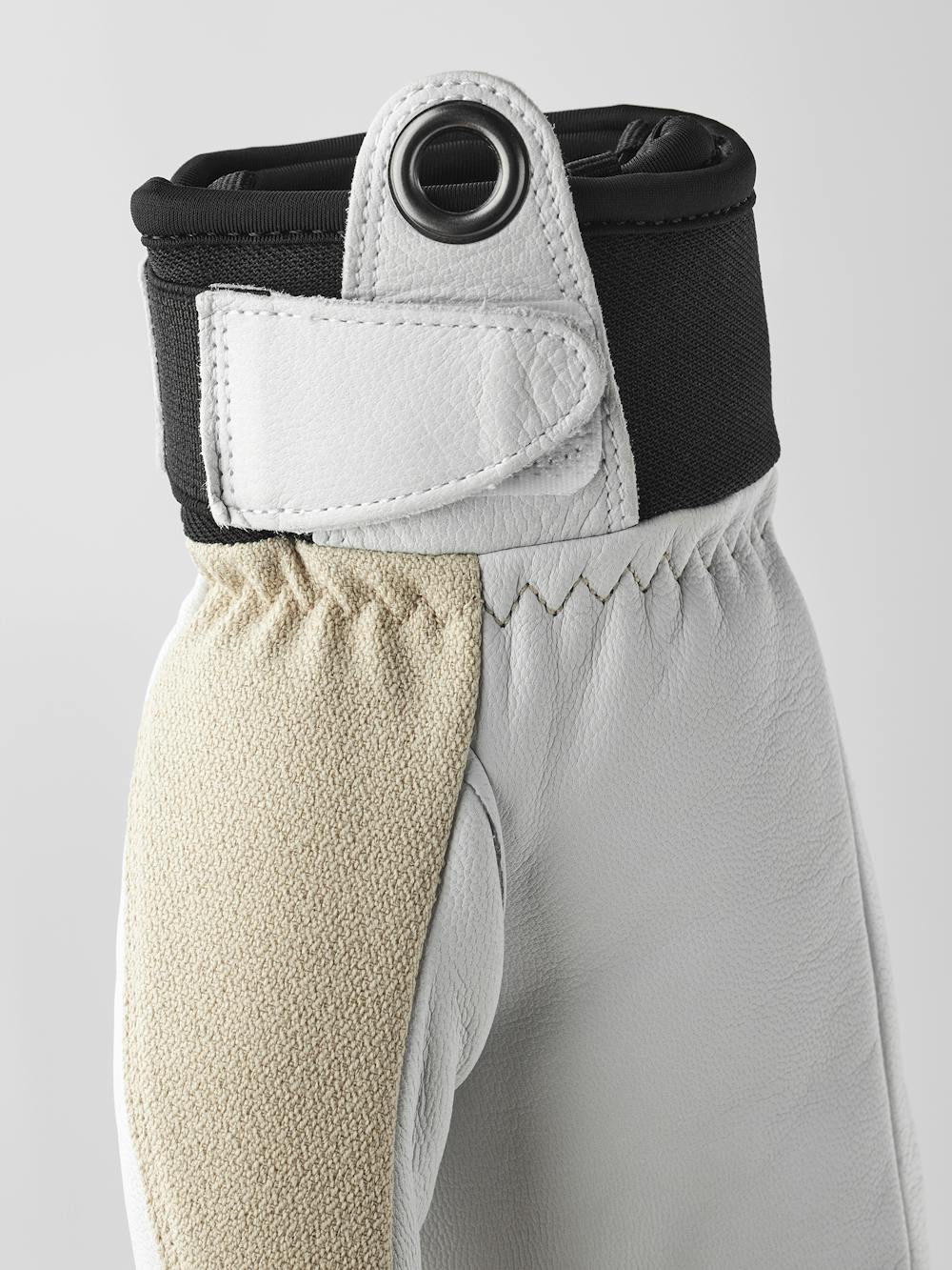 Army Leather Patrol Female Mitt in the color Beige (4 of 6)