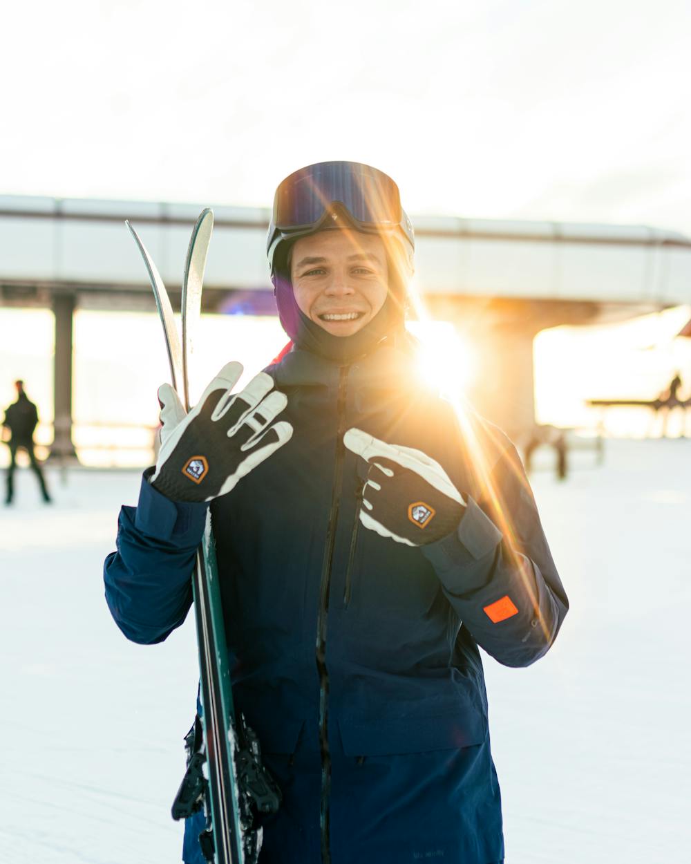 Dark gray ski glove with white goat leather palm
(7 of 8)