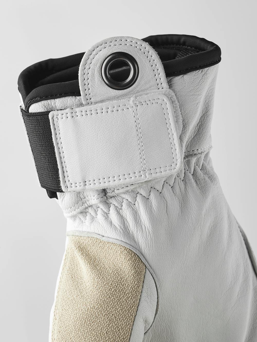 Army Leather Patrol 5-finger i färgen Beige (4 av 7)