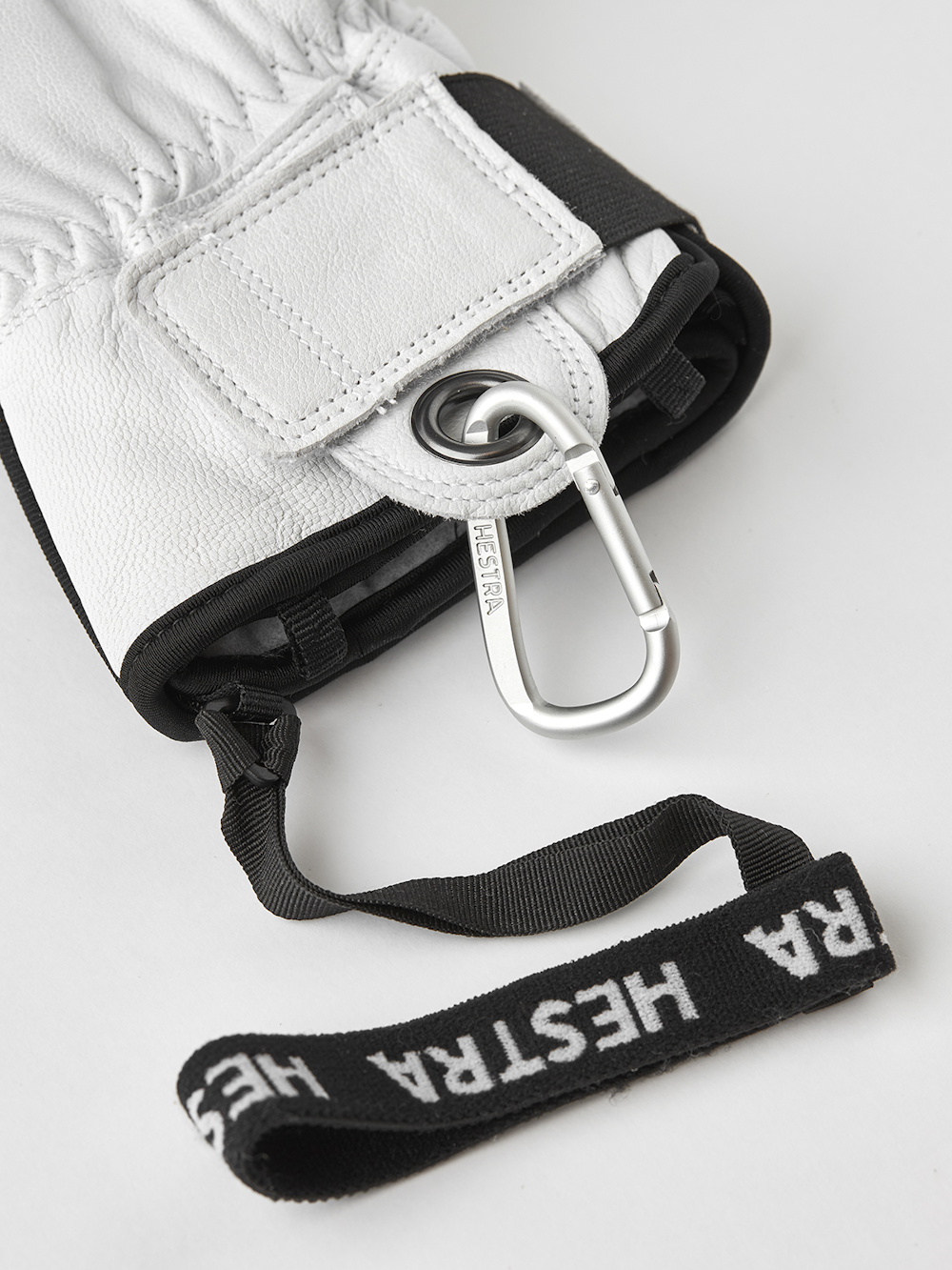 Army Leather Patrol Mitt in the color Light grey (2 of 6)