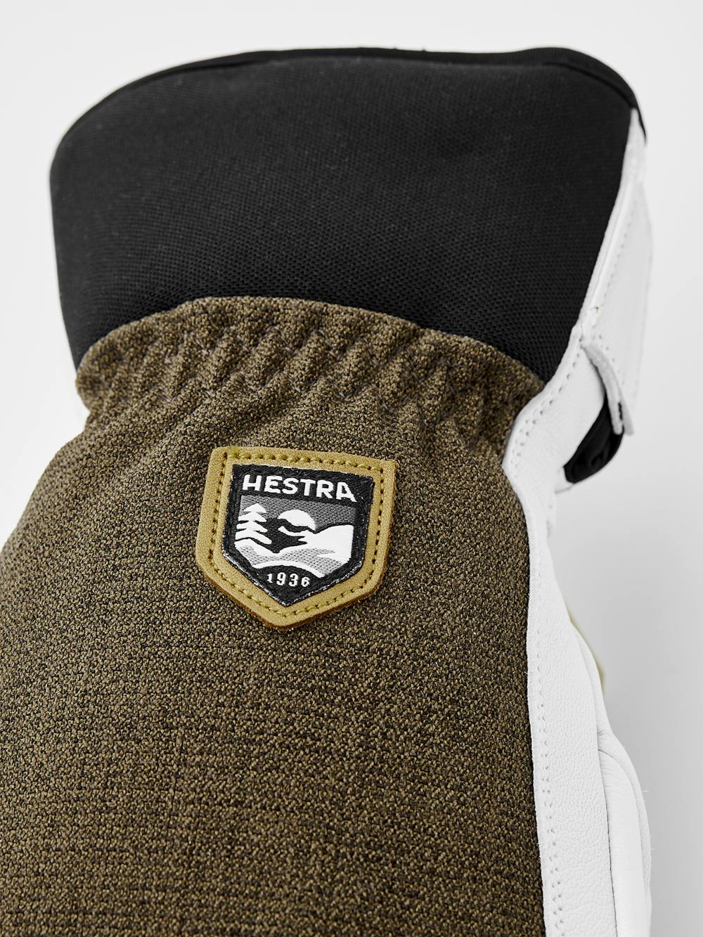 Moss green three finger glove with white goat leather palm
(3 of 4)