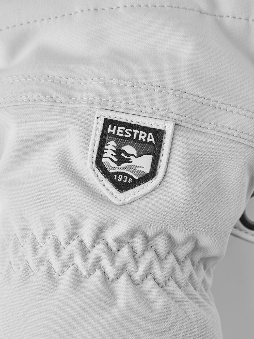 Light gray ski glove with white goat leather palm
(2 of 8)