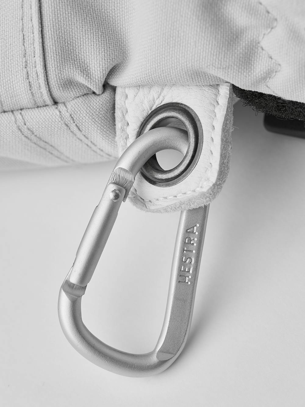 Light gray ski glove with white goat leather palm
(7 of 8)