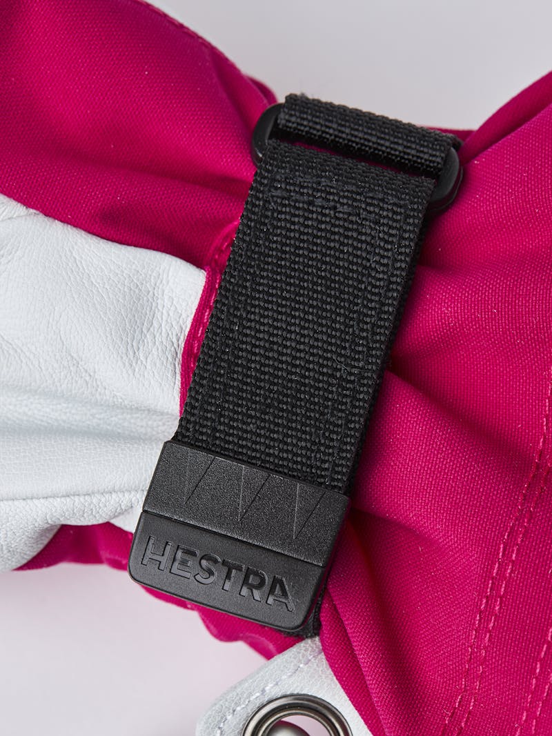Heli Ski Female Mitt in the color Fuchsia & offwhite (3 of 8)