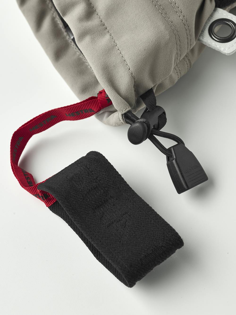 Heli Ski Female Mitt in the color Khaki/offwhite (2 of 7)