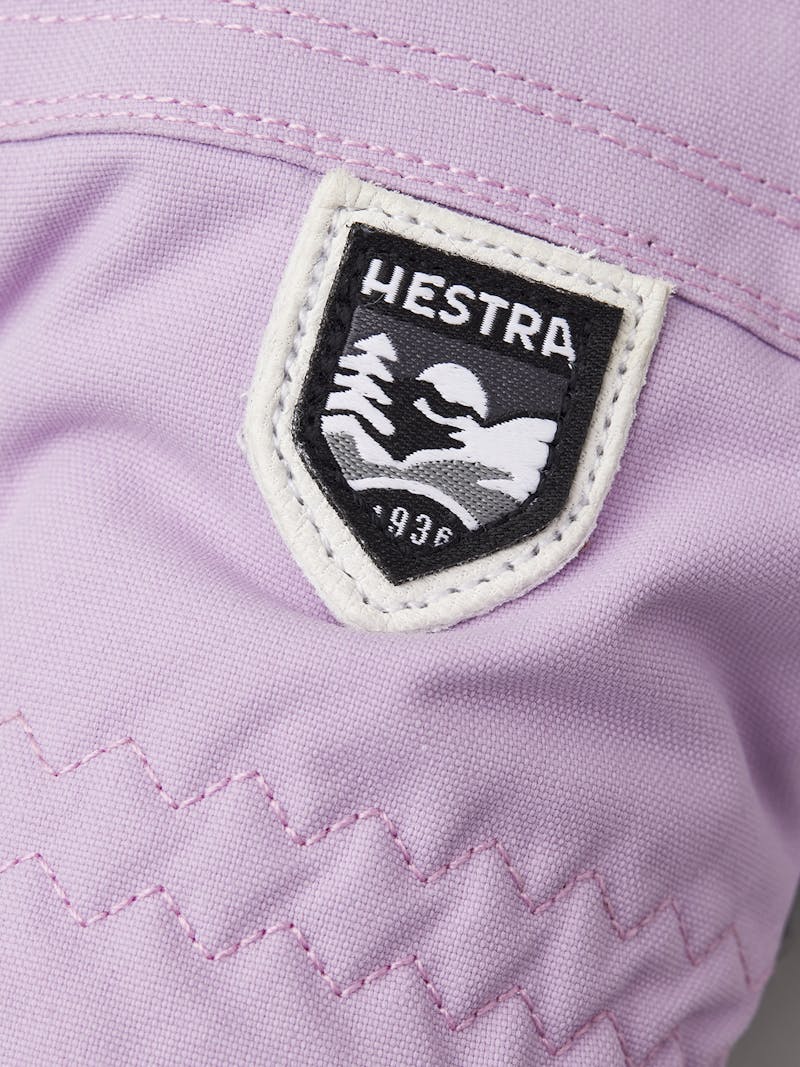 Heli Ski Female Mitt in the color Syringa & offwhite (5 of 6)