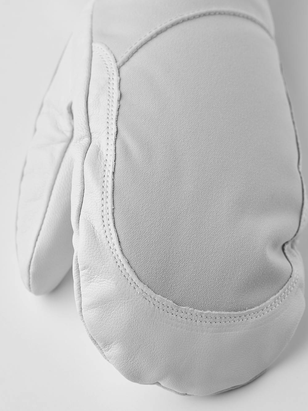 Light gray mitten with white goat leather palm
 (2 of 8)