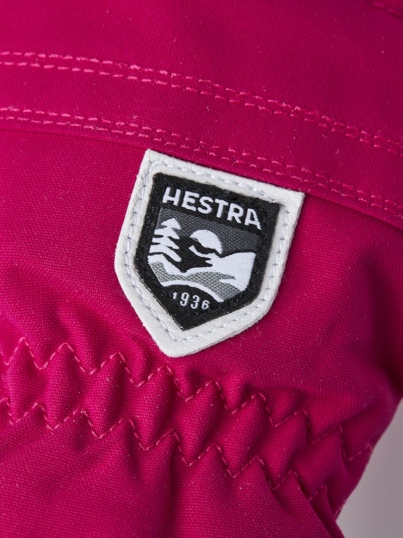 Heli Ski Female Mitt in the color Fuchsia & offwhite (2 of 8)