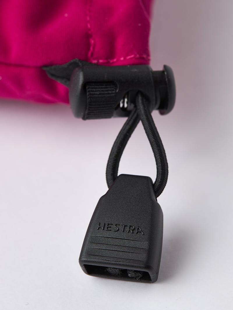 Heli Ski Female Mitt in the color Fuchsia & offwhite (5 of 8)