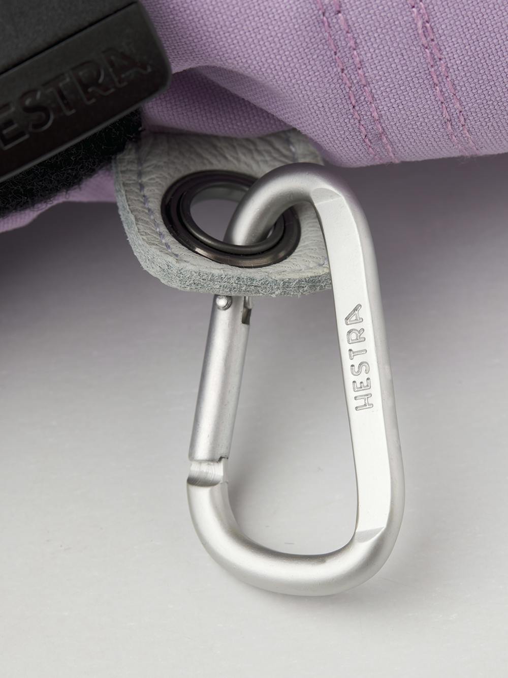 Heli Ski Female Mitt in the color Syringa & offwhite (4 of 7)