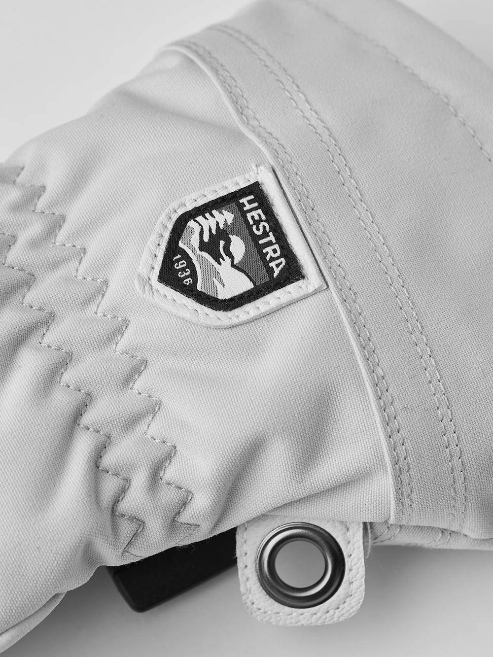 Light gray three finger glove with white goat leather palm
(6 of 7)