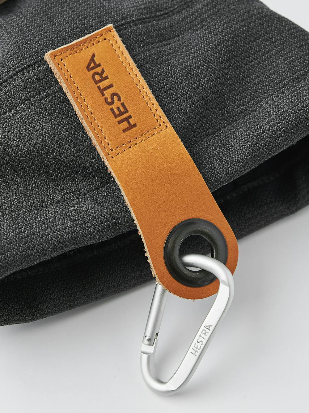 Dark gray ski glove with white goat leather palm
(3 of 11)