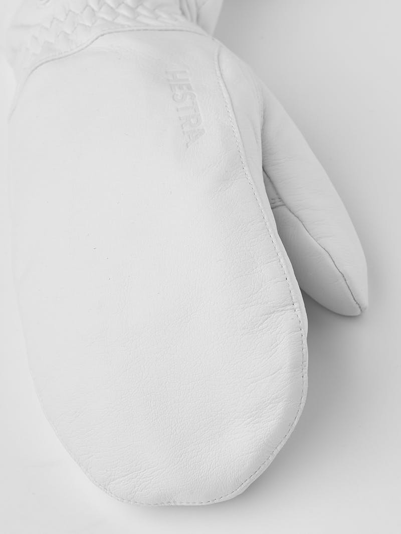 Leather Swisswool Classic Mitt in the color White (3 of 4)