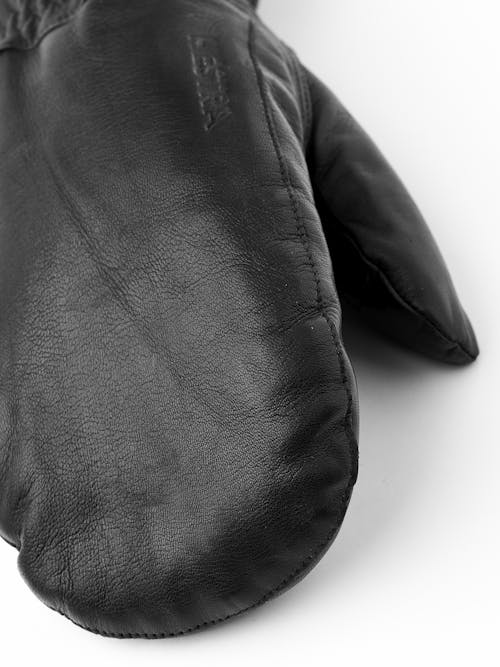 Image displaying Leather Swisswool Classic Mitt (2 of 4)
