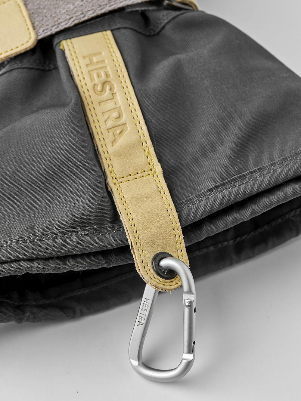 Gray mitten with yellow cow hide palm
(4 of 6)