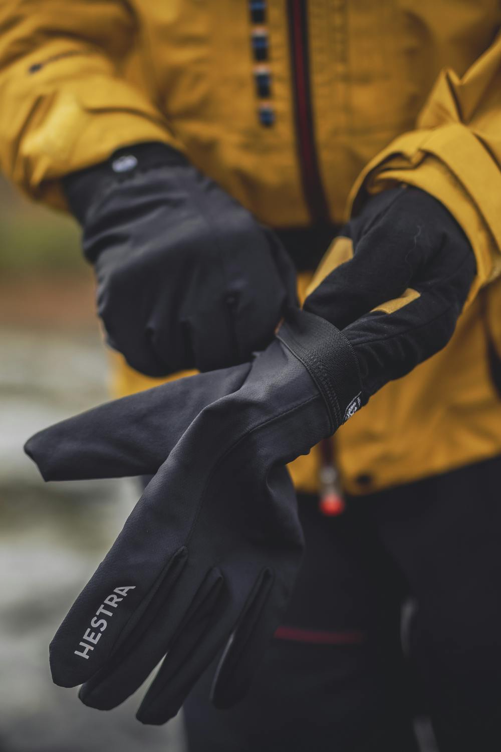 Black fabric glove
 (2 of 9)