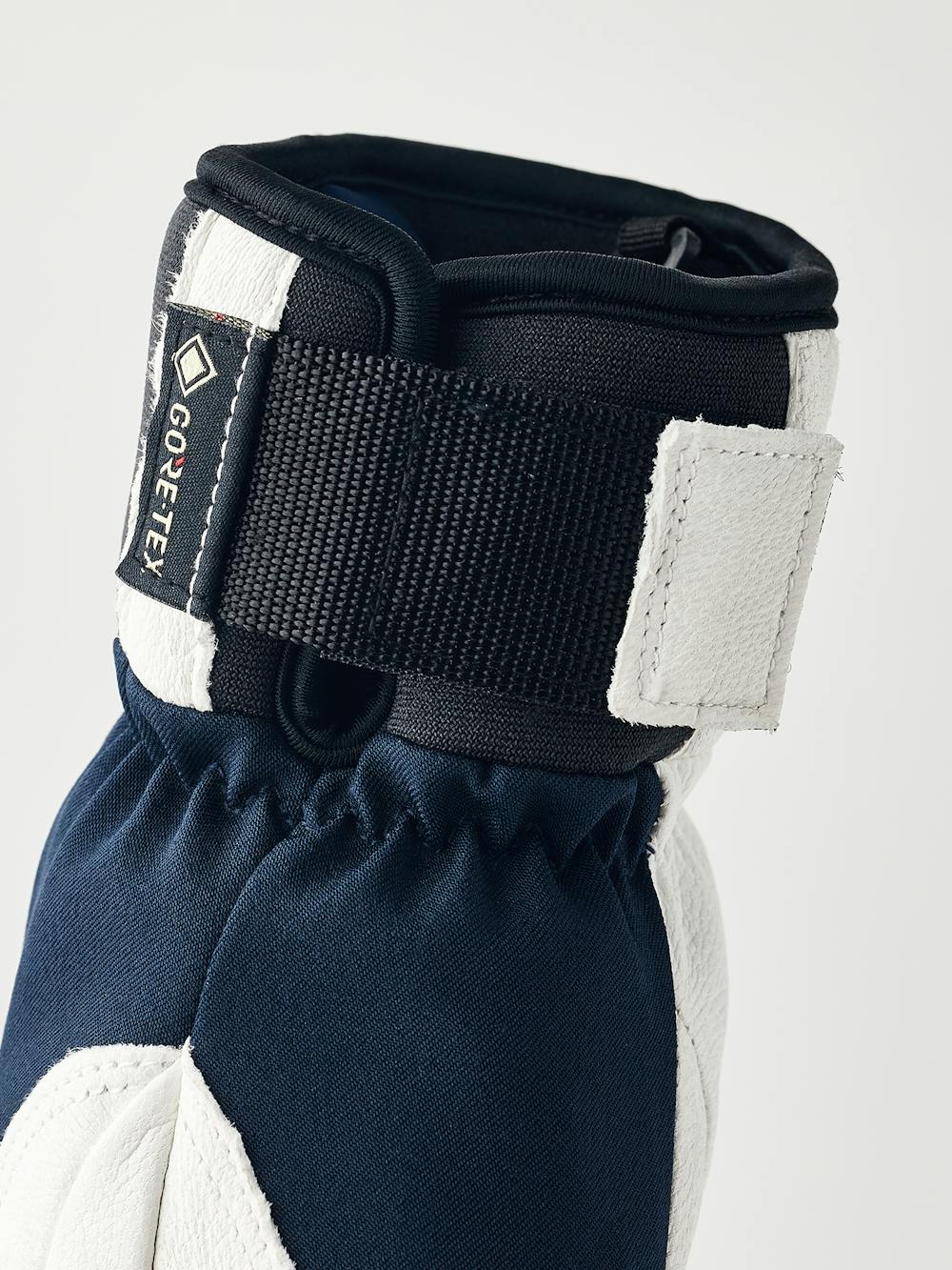 Dark blue mitten with white goat leather palm (5 of 5)