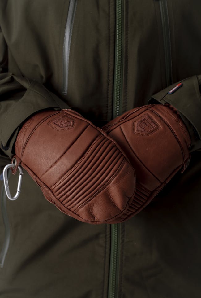 Image displaying Leather Fall Line Mitt (1 of 7)