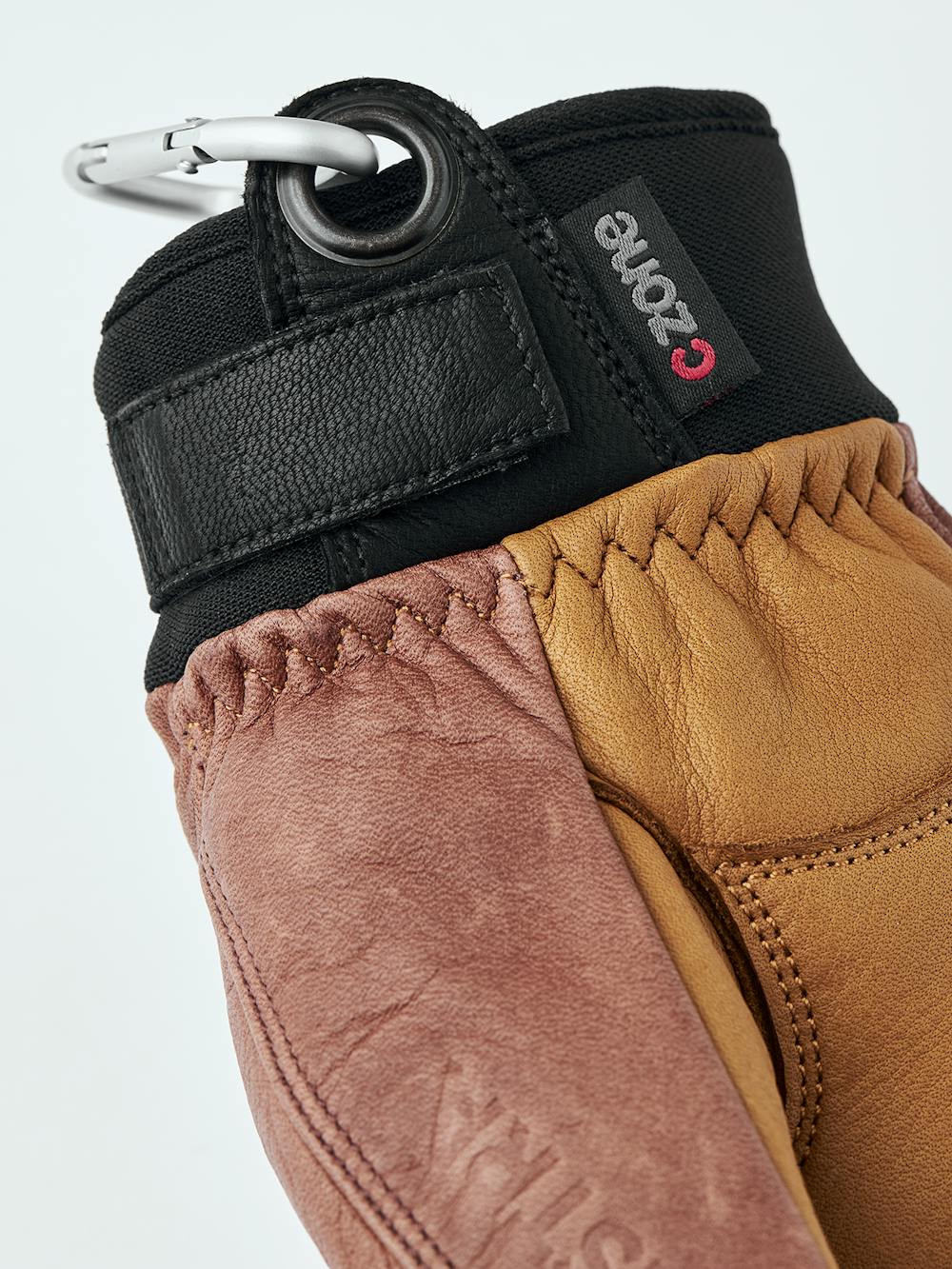 Freeride CZone Mitt in the color Cork & brown (3 of 7)